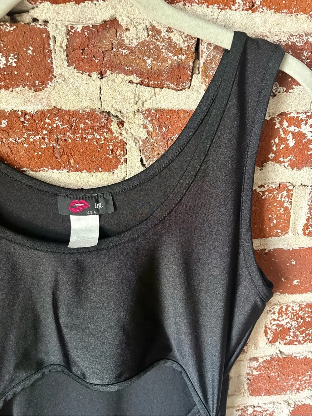 90s/Y2K Vintage little black dress w/cutout